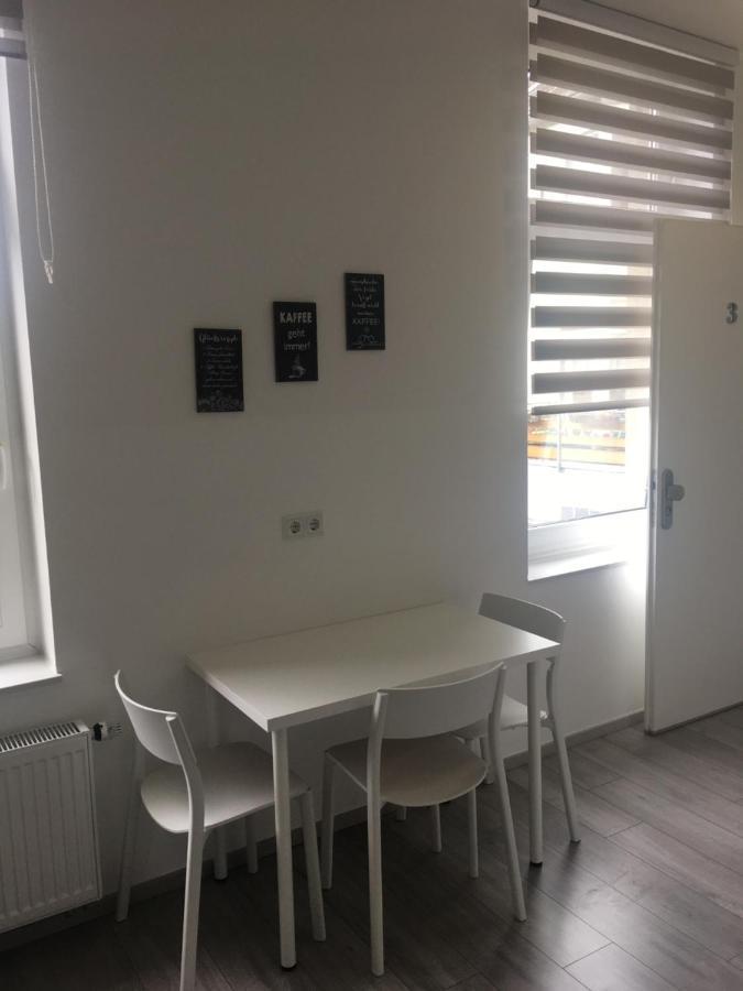 Apartment Dusseldorf-City Exteriör bild