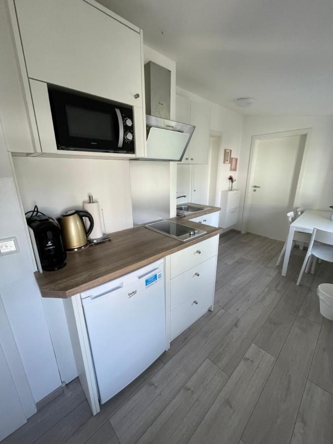 Apartment Dusseldorf-City Exteriör bild